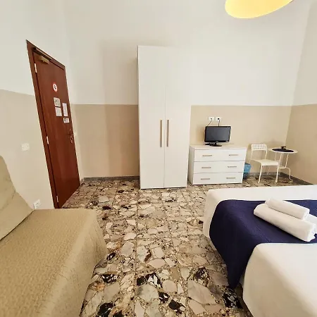 Sweet Life Hospety Group Rom