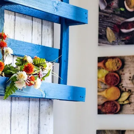 Sweet Life Hospety Group 3*