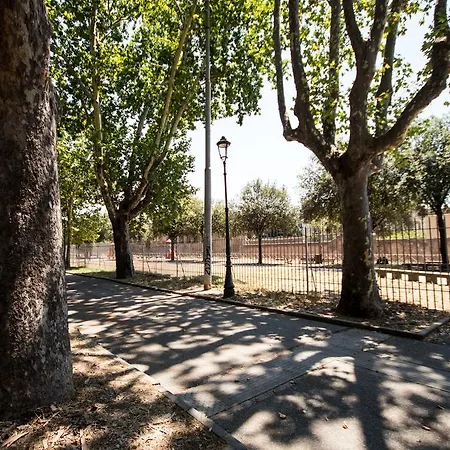 Sweet Life Hospety Group 3*